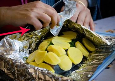 CÁCH DÙNG GIẤY BẠC TRONG NỒI CHIÊN KHÔNG DẦU