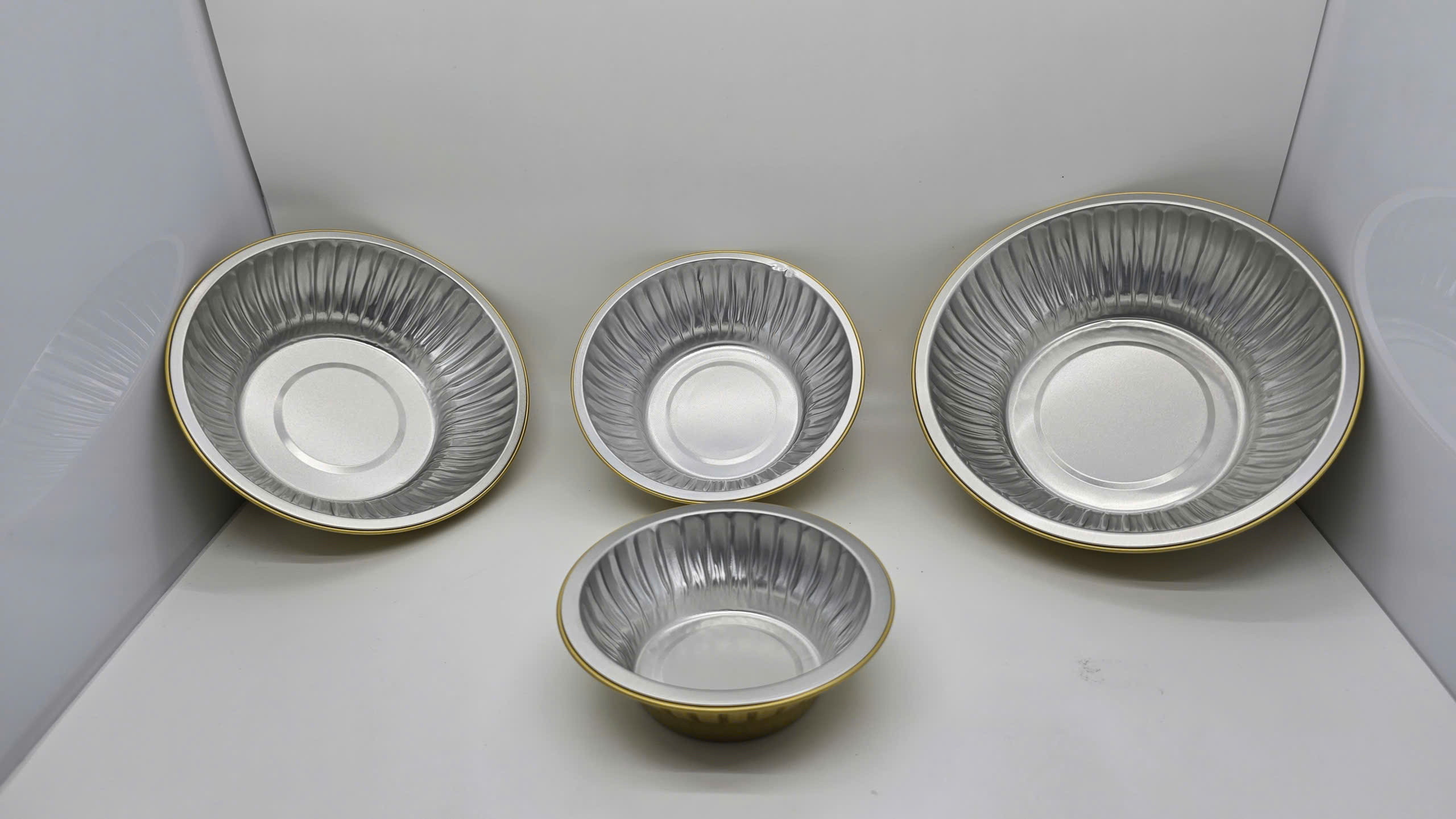 KHAY NHÔM VÀNG TRÒN ĐA DẠNG