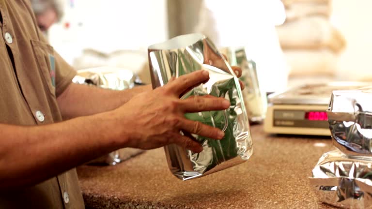 SỬ DỤNG ĐÓNG GÓI MÀNG NHÔM