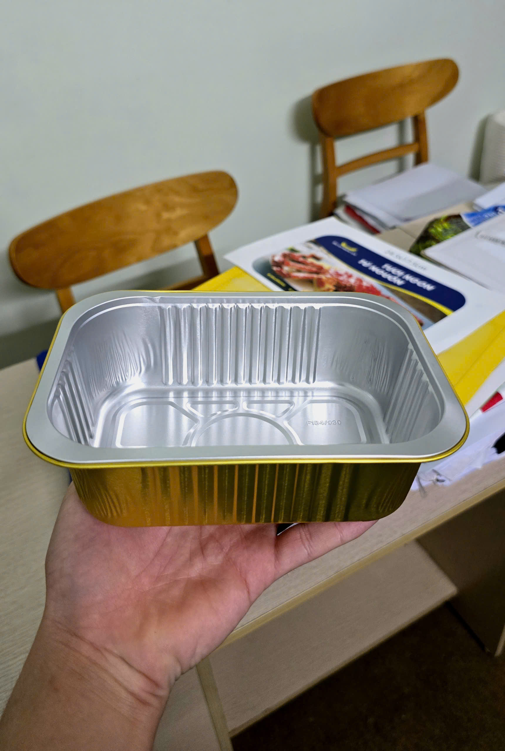 Hộp Nhôm Vàng Cao Cấp